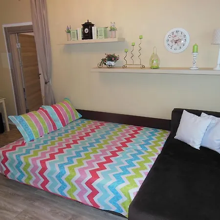 Gabrielle Summerland *