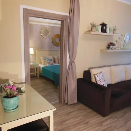 Gabrielle Summerland *