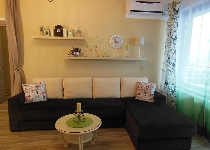 Gabrielle Summerland Apartman